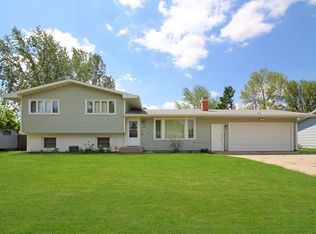 1221 19th Ave SW, Minot, ND 58701