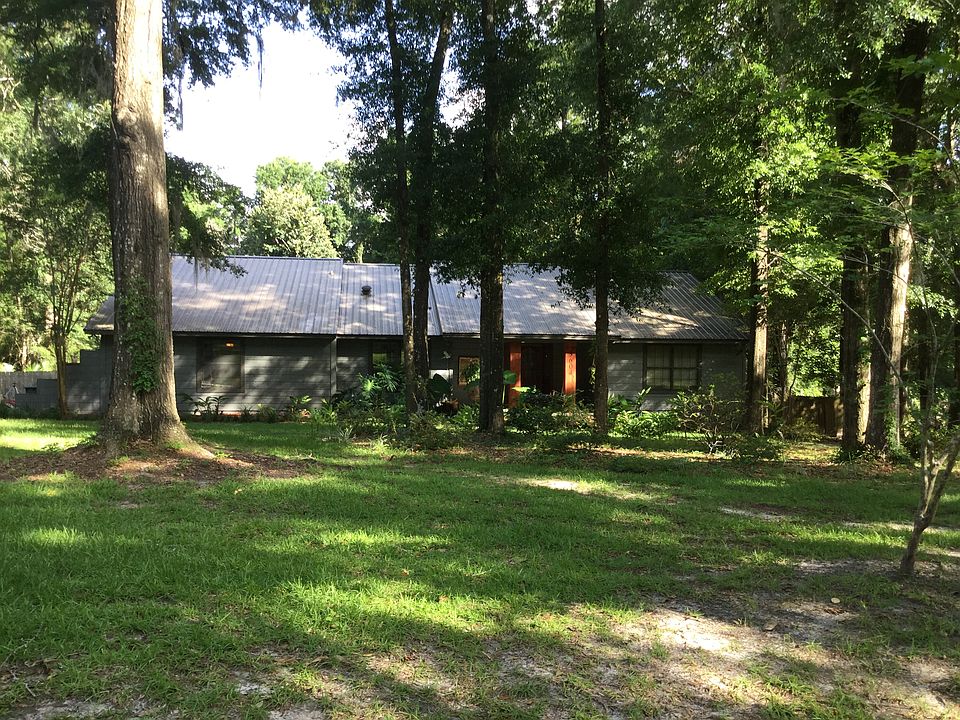2nd image of 3604 Westmoreland Dr