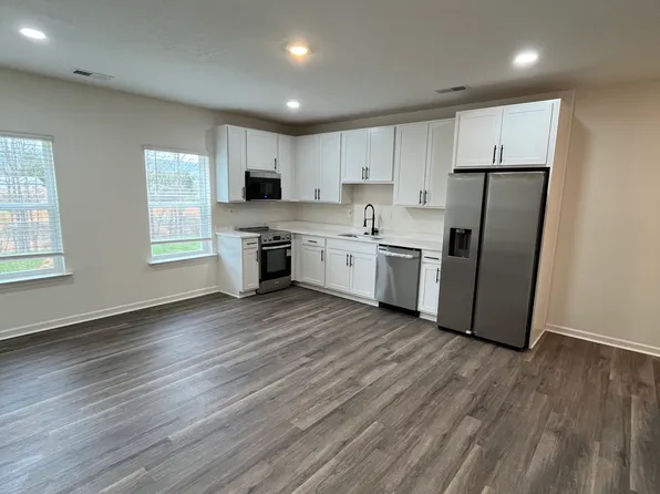 2911 Hudson Orr Dr #1, Maryville, TN 37803