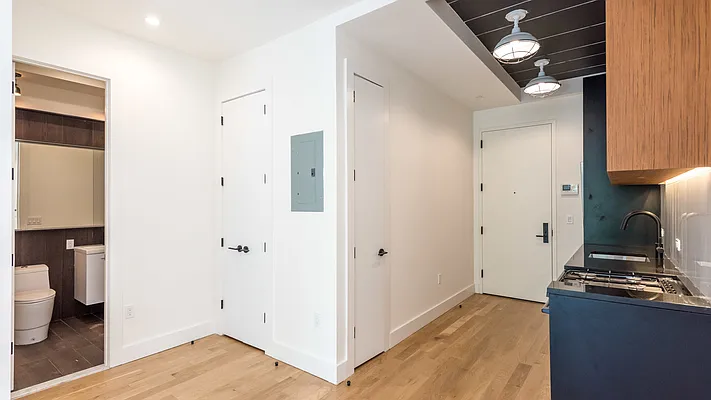 Rented by Nooklyn NYC LLC | media 2