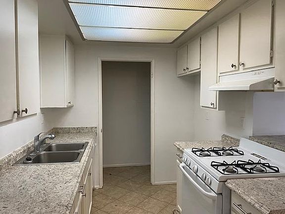 Kitchen / laundry view
