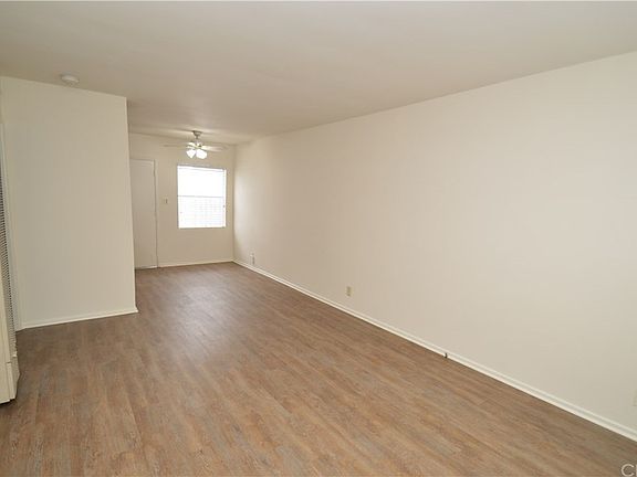5th image of 494 E Providencia Ave #B