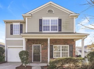 4627 Meadowfield Rd, Charlotte, NC 28215