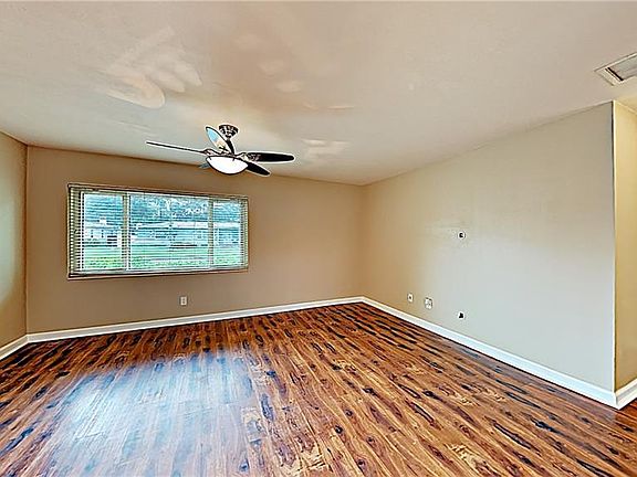 5th image of 2725 45th Way N