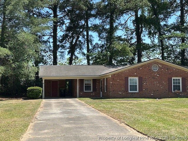 1st image of 915 Southview Cir #A