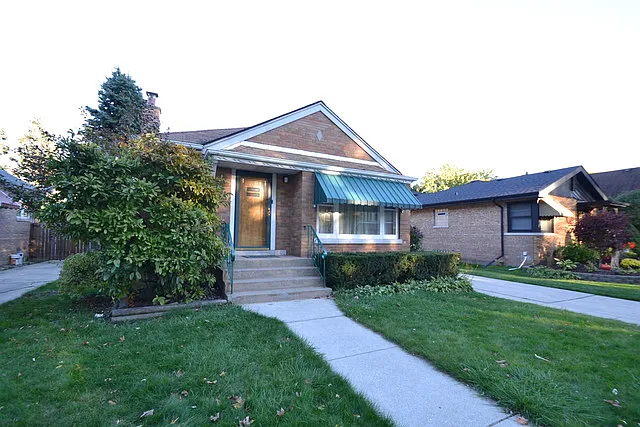 10135 S Homan Ave photo 1