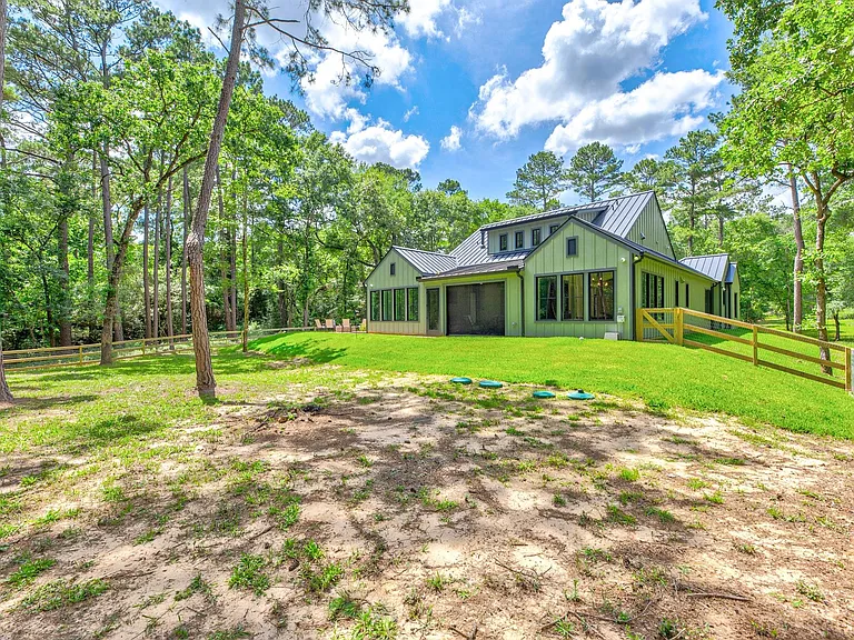 21701 Dan Dr — Photo 48