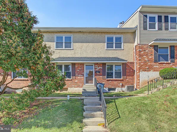 1113 Whitpain Hls, Blue Bell, PA 19422