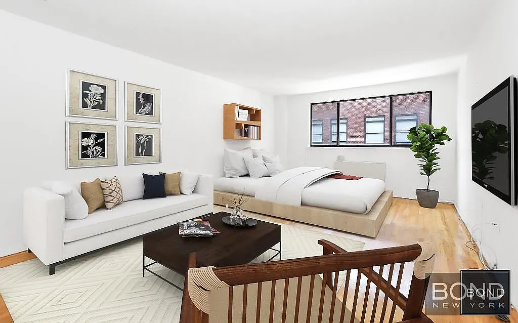 214 East 24th Street — Photo 1