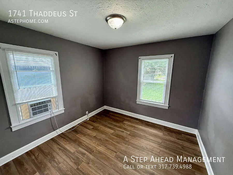 1741 Thaddeus - 3 bed/1 Bath Move-in Ready — Photo 2
