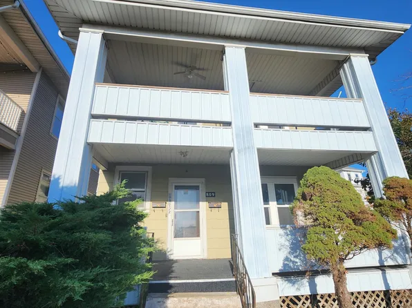 809 W 8th St Floor 1, Dubuque, IA 52001