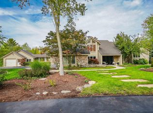 13620 Aboite Center Rd, Fort Wayne, IN 46814