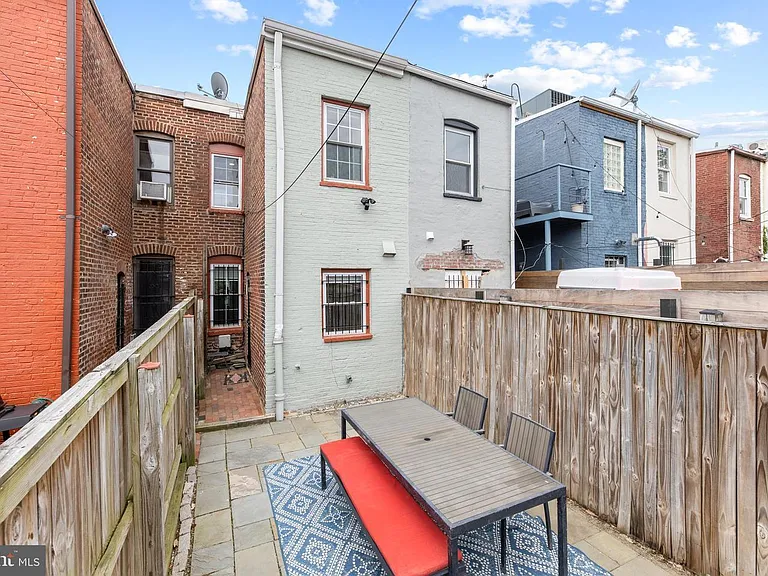 2223 12th Pl NW — Photo 17