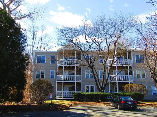23 Randolph Pl APT 311, Northampton, MA 01060