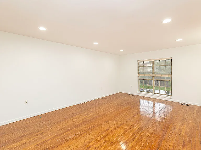 3334 Stone Heather Ct — Photo 13