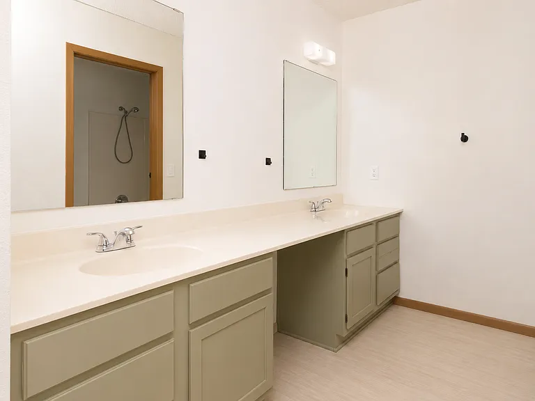 315 4th Ave S #303 — Photo 8