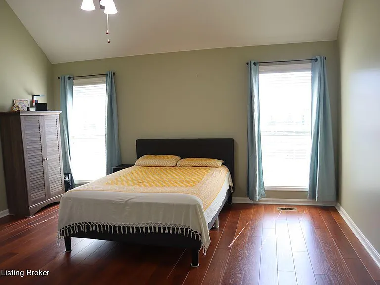 10129 Spring Gate Dr — Photo 13