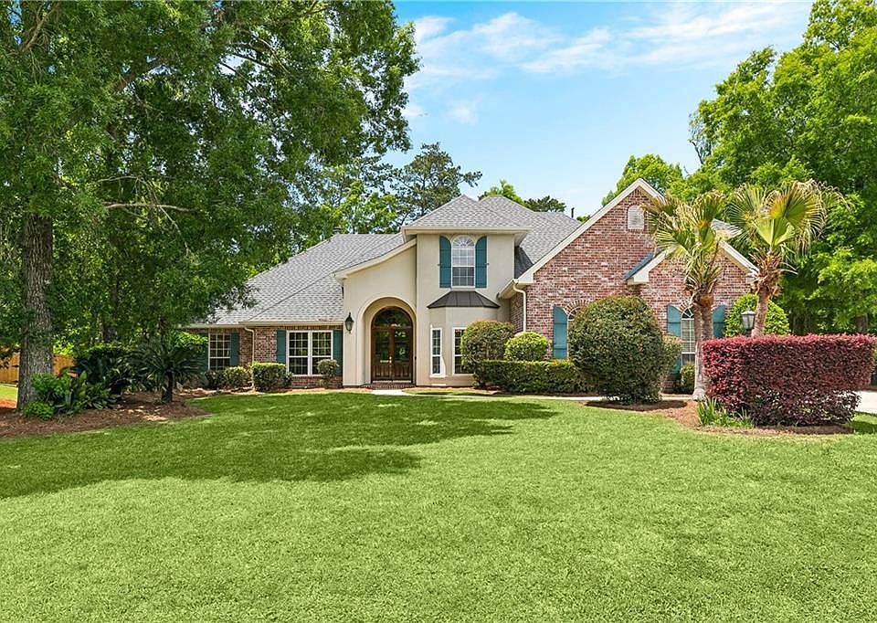 1st image of 1 Spanish Moss Ct