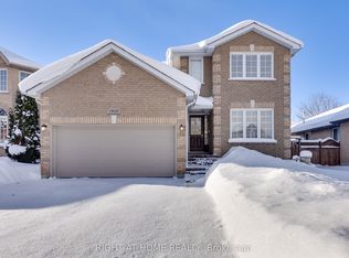 59 Kingsridge Rd, Barrie, ON L4N8V2