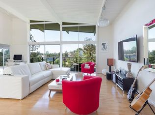 3275 Deronda Dr, Los Angeles, CA 90068