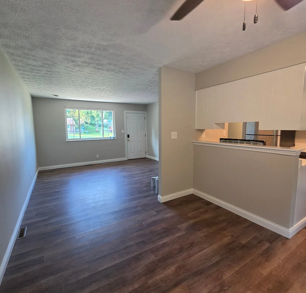 724 Winding Way — Photo 2