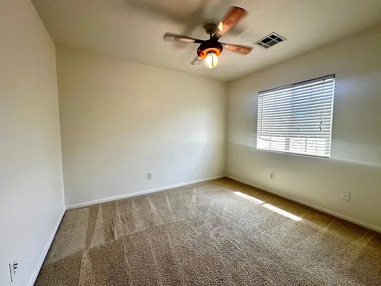 560 Playa Linda Pl — Photo 14