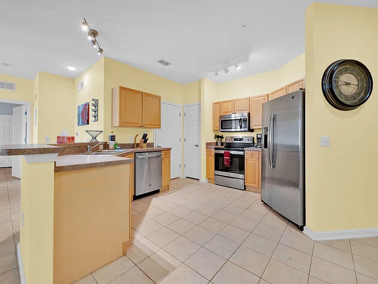 804 Terrace Ridge Cir — Photo 2