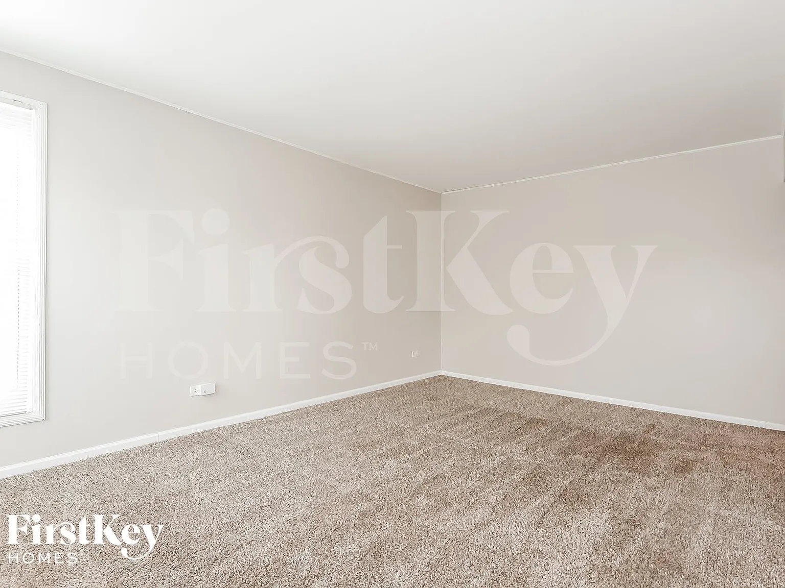 3 bed, 1.0 bath, 998 sqft, $2,510 — Photo 4