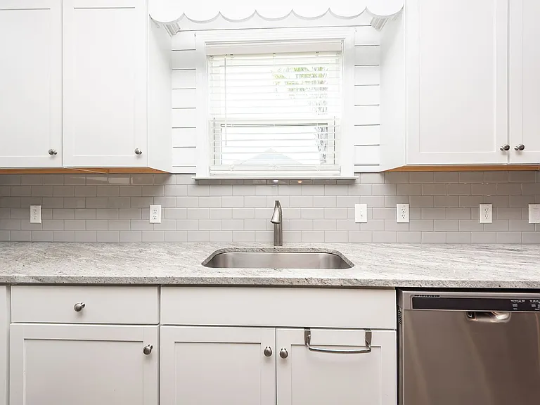 177 Hayworth Rd — Photo 15