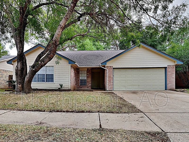 1st image of 22051 Rivermead Dr