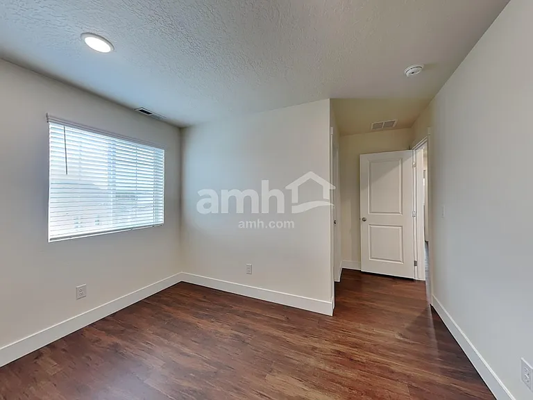 3112 N Vigo Ave — Photo 23