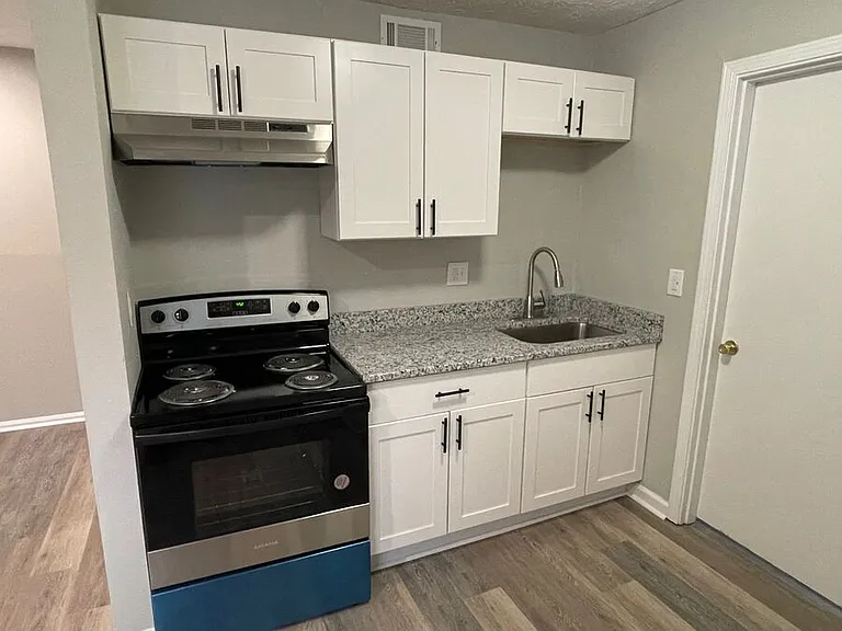 2069 Fontaine Rd #9 — Photo 5