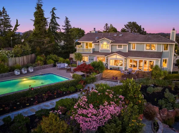 16 Fontana Court, Novato, CA 94945