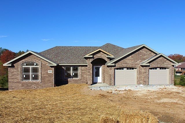 1st image of 2050 Trenton Ct