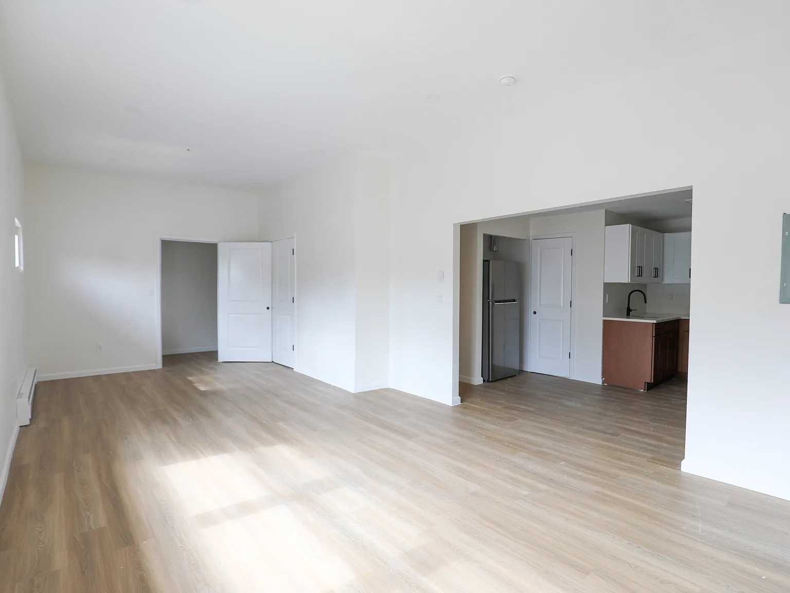 1 bed, 700 sqft, $1,700 — Photo 1