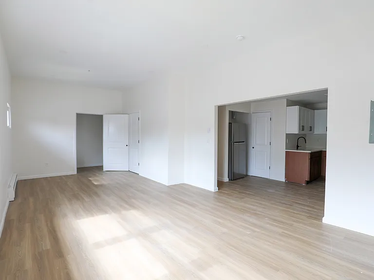 190 Broadway #2B — Photo 13