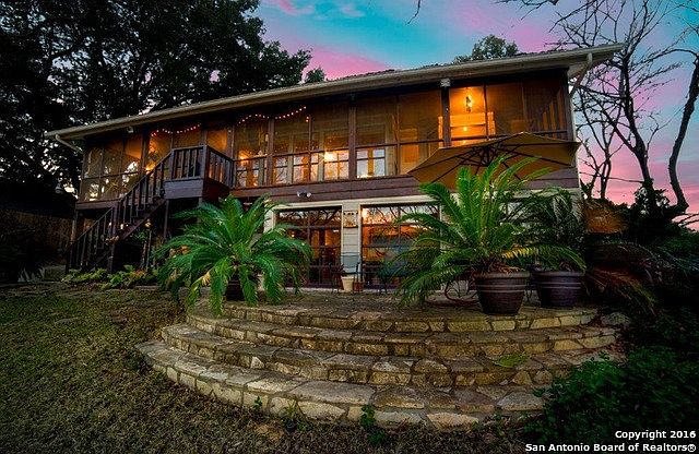 1st image of 2046 Ponderosa Dr