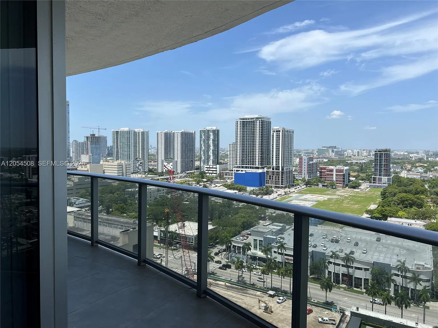 Aria On The Bay Condo — Photo 4