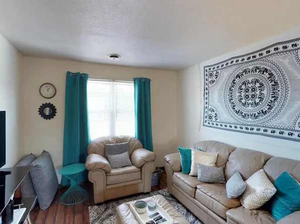 917 Vattier St APT 6, Manhattan, KS 66502