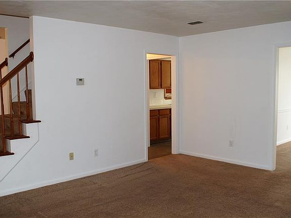 3rd image of 3705 Dunwood Ct