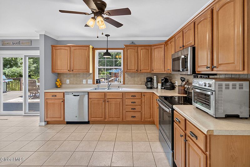 4th image of 1631 Midstate Lane
