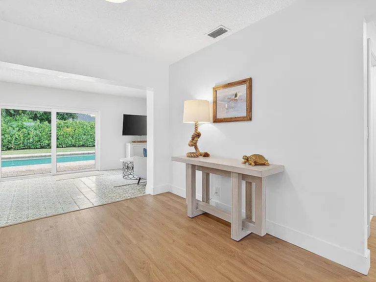 9627 Althea Way — Photo 5