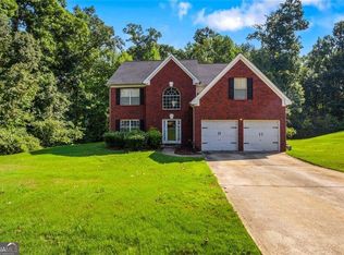 856 Haydens Rdg, Ellenwood, GA 30294