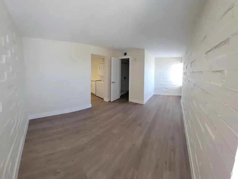 Palisade Flats — Photo 135