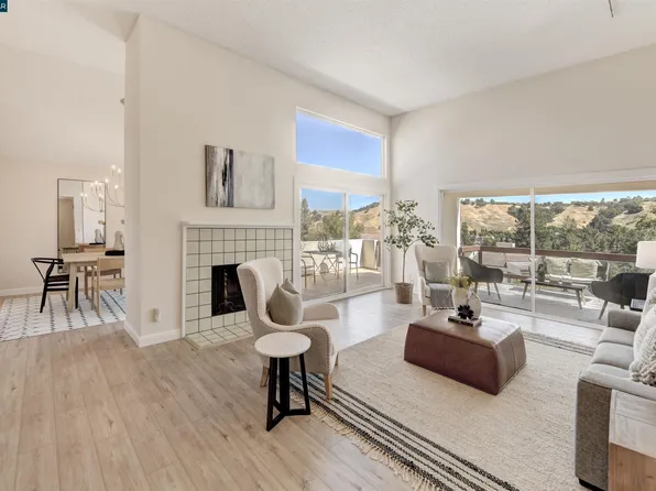 3644 Terra Granada Dr APT 1B, Walnut Creek, CA 94595