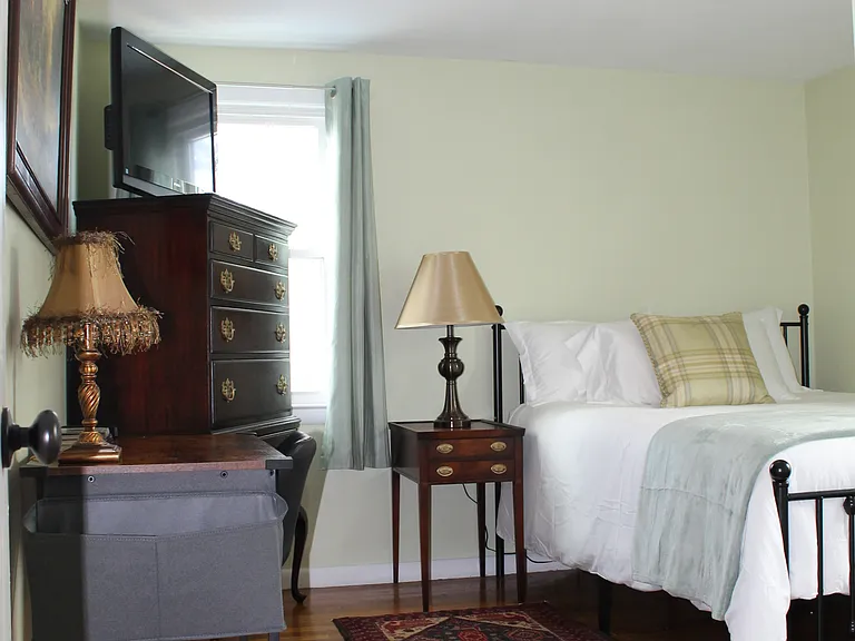 54 2nd Ave #1 — Photo 7