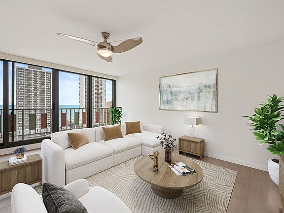 3rd image of 6150 N Kenmore Ave APT 15C