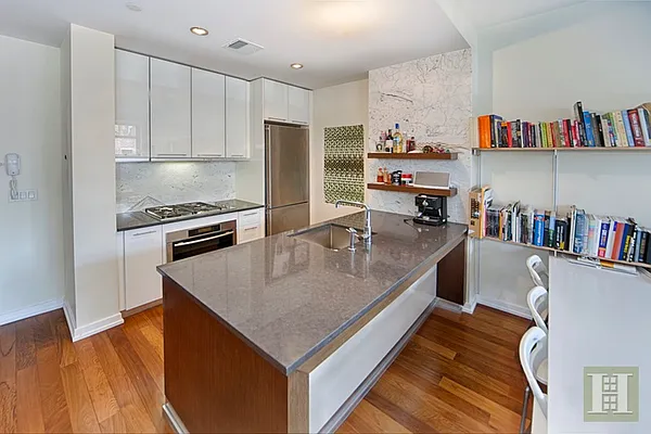 Rented by Halstead Real Estate | media 21