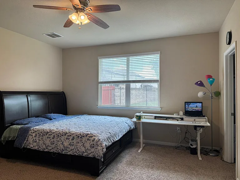 113 Queen Anne Dr — Photo 38