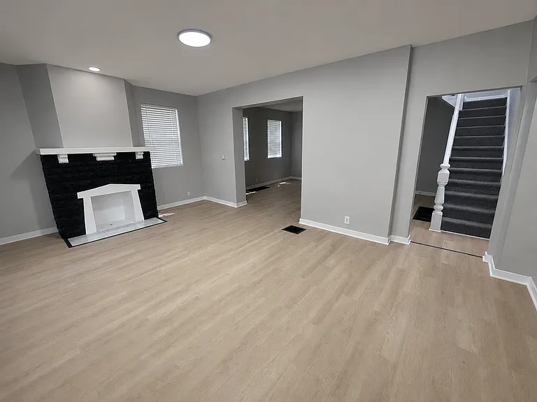 2910 Belleview Ave — Photo 2